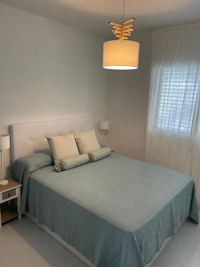 Aquamarine Sant Feliu En La Playa Con Patio Apartment Сан Фелиу де Гиксолс Екстериор снимка
