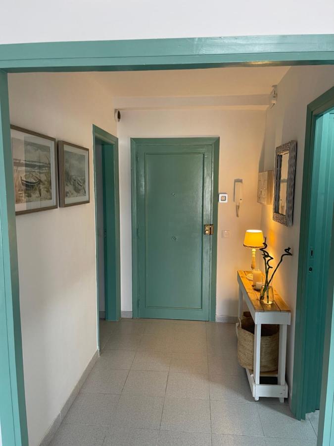 Aquamarine Sant Feliu En La Playa Con Patio Apartment Сан Фелиу де Гиксолс Екстериор снимка