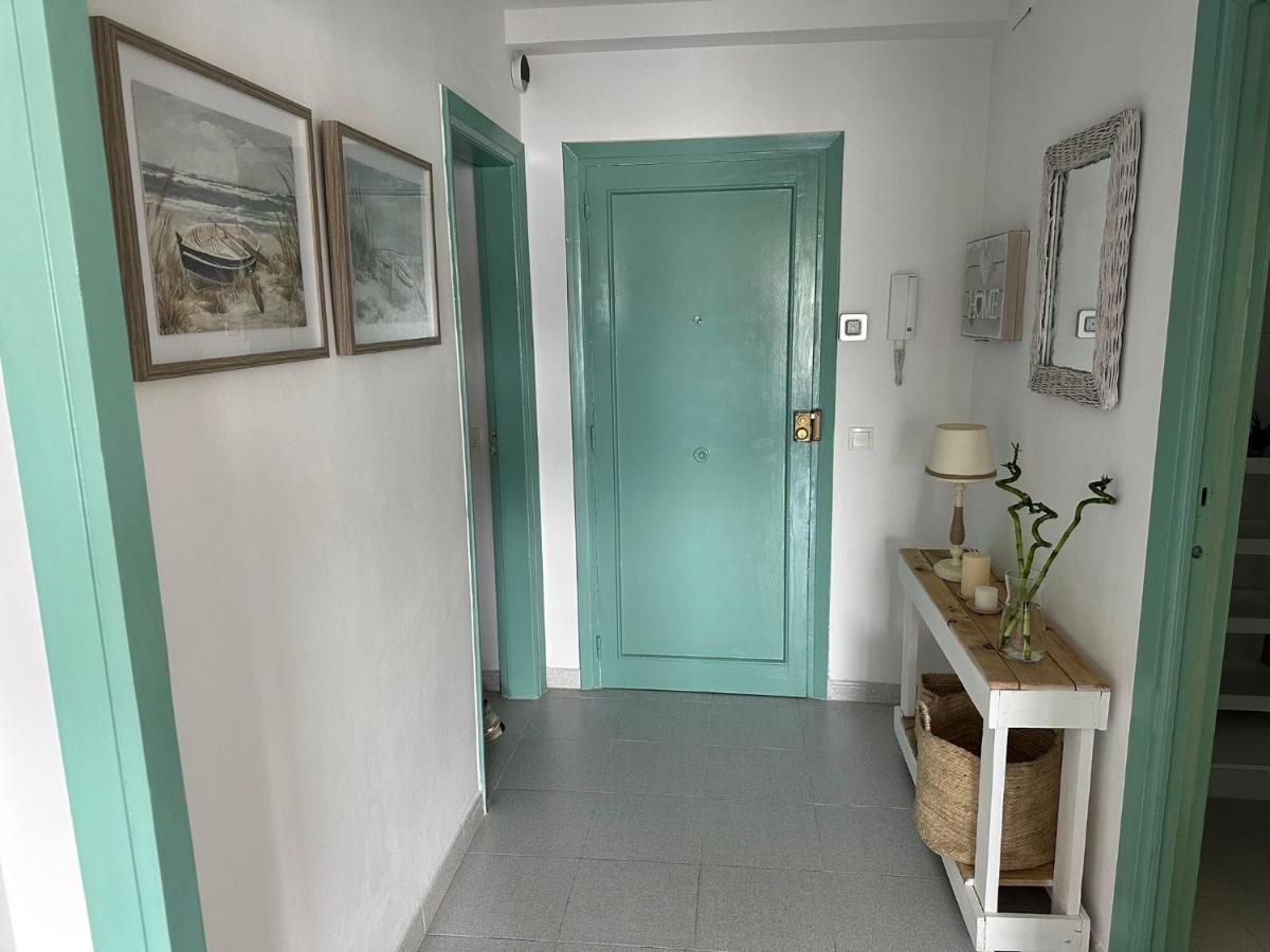 Aquamarine Sant Feliu En La Playa Con Patio Apartment Сан Фелиу де Гиксолс Екстериор снимка