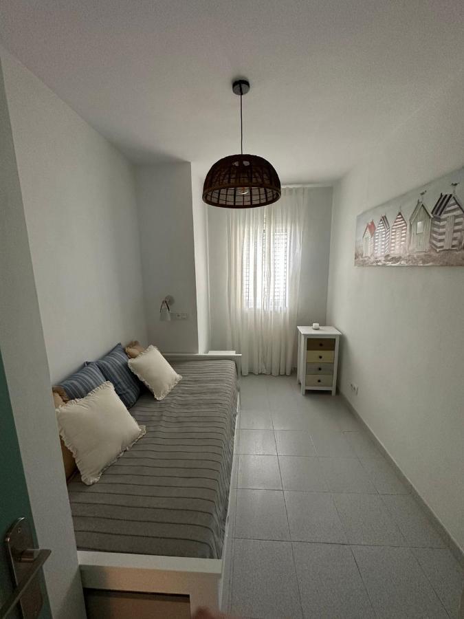 Aquamarine Sant Feliu En La Playa Con Patio Apartment Сан Фелиу де Гиксолс Екстериор снимка