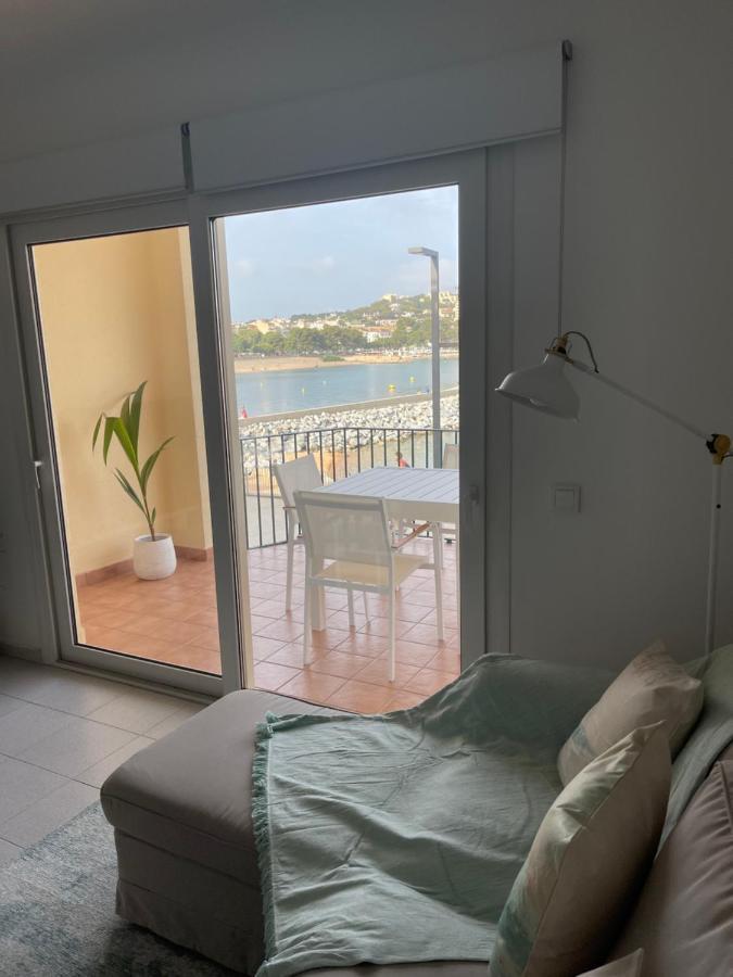 Aquamarine Sant Feliu En La Playa Con Patio Apartment Сан Фелиу де Гиксолс Екстериор снимка