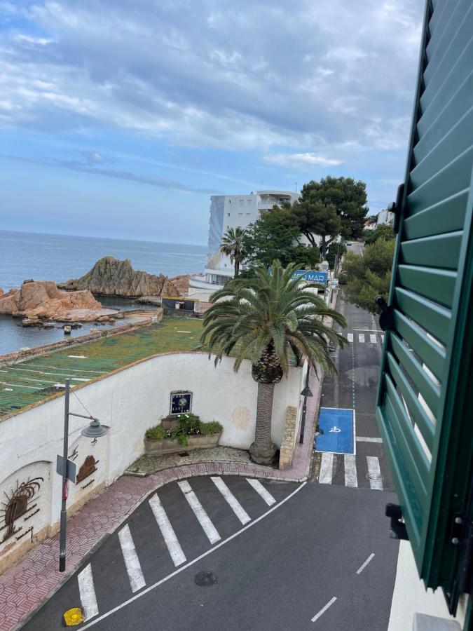 Aquamarine Sant Feliu En La Playa Con Patio Apartment Сан Фелиу де Гиксолс Екстериор снимка